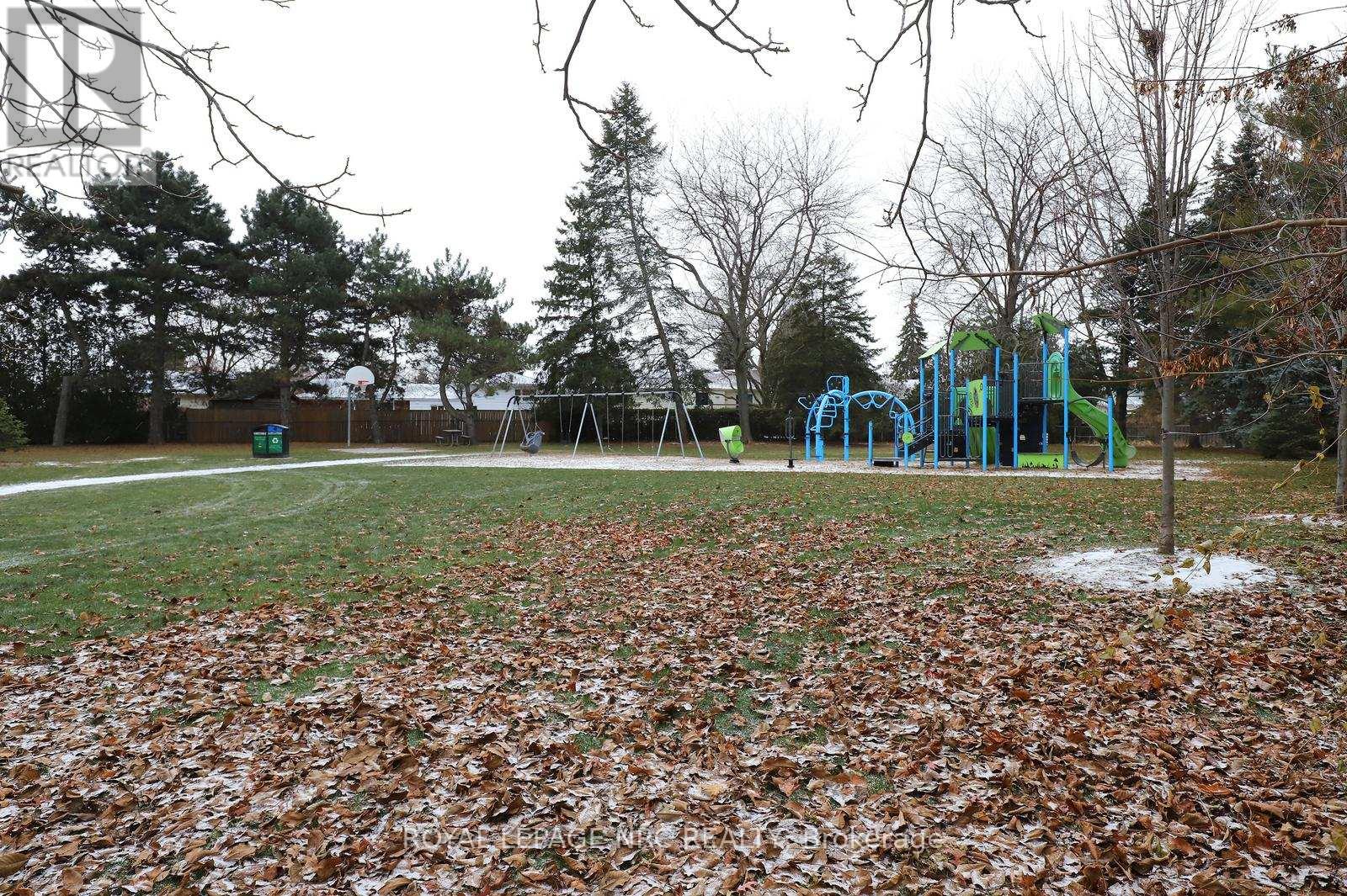 4 Cindy Court, Grimsby, Ontario  L3M 4N9 - Photo 46 - X12618638