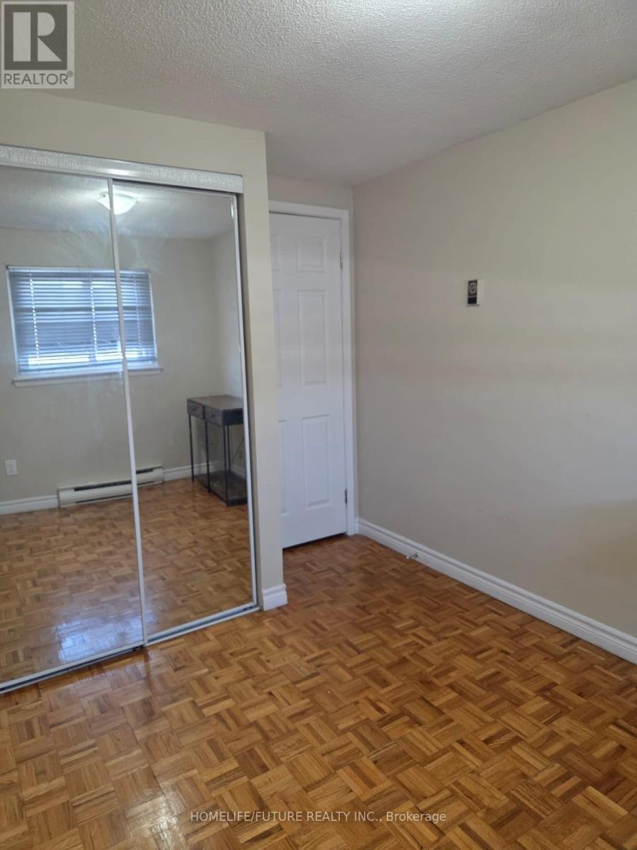 37 - 4 Darras Court, Brampton, Ontario  L6T 1W7 - Photo 4 - W12724020