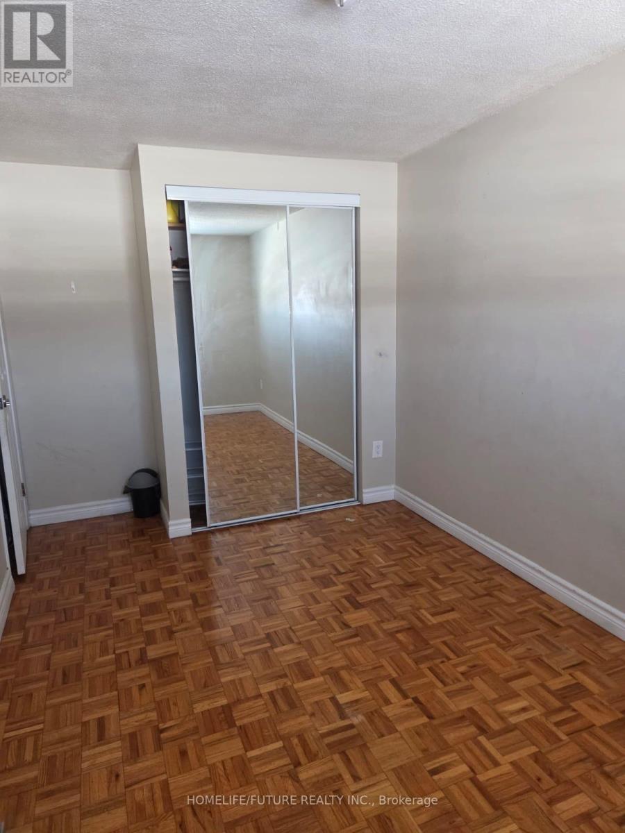 37 - 4 Darras Court, Brampton, Ontario  L6T 1W7 - Photo 5 - W12724020