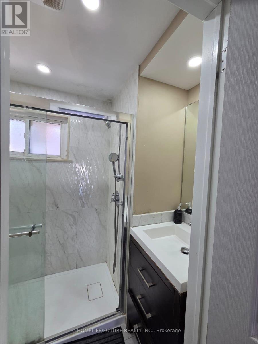 37 - 4 Darras Court, Brampton, Ontario  L6T 1W7 - Photo 8 - W12724020