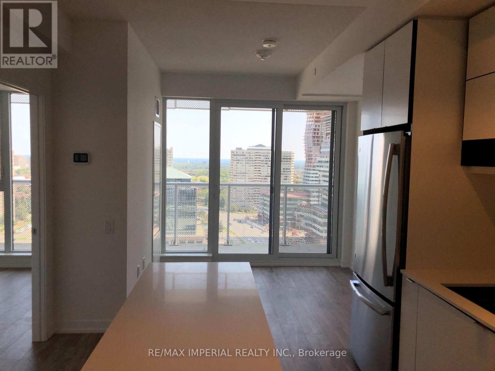 1709 - 4065 Confederation Parkway, Mississauga, Ontario  L5B 0L4 - Photo 4 - W12724050