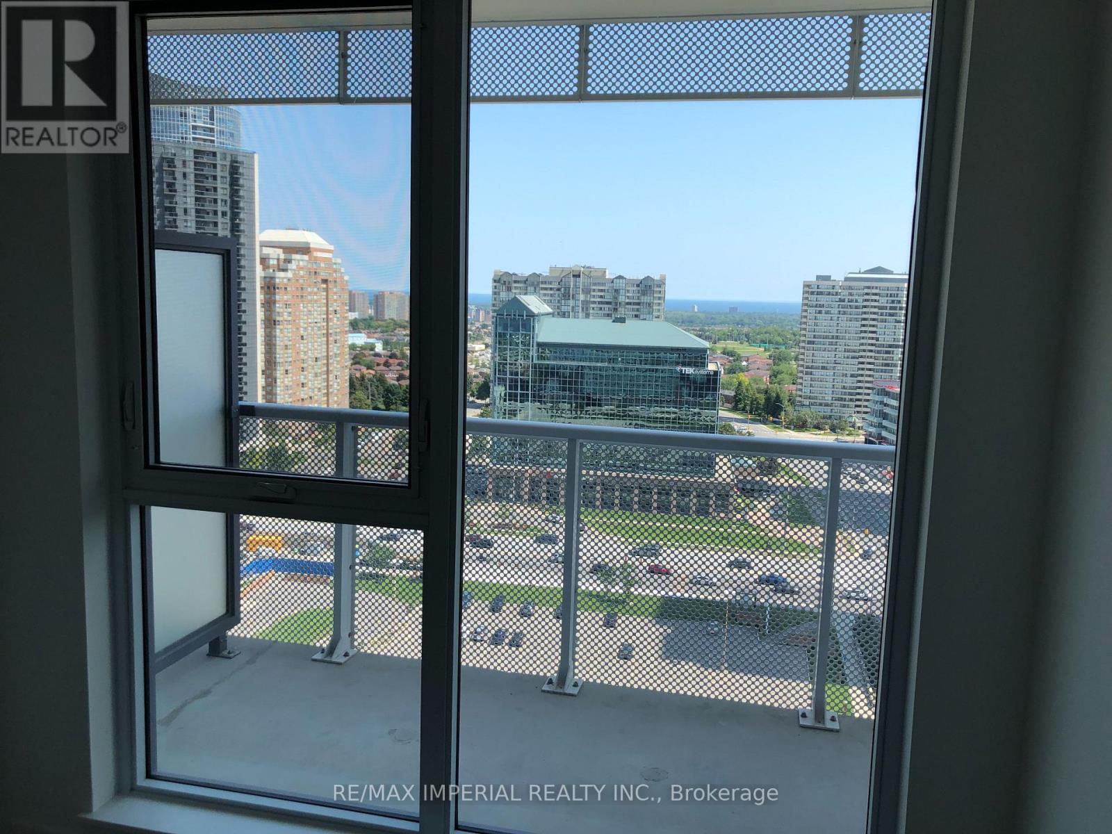 1709 - 4065 Confederation Parkway, Mississauga, Ontario  L5B 0L4 - Photo 8 - W12724050