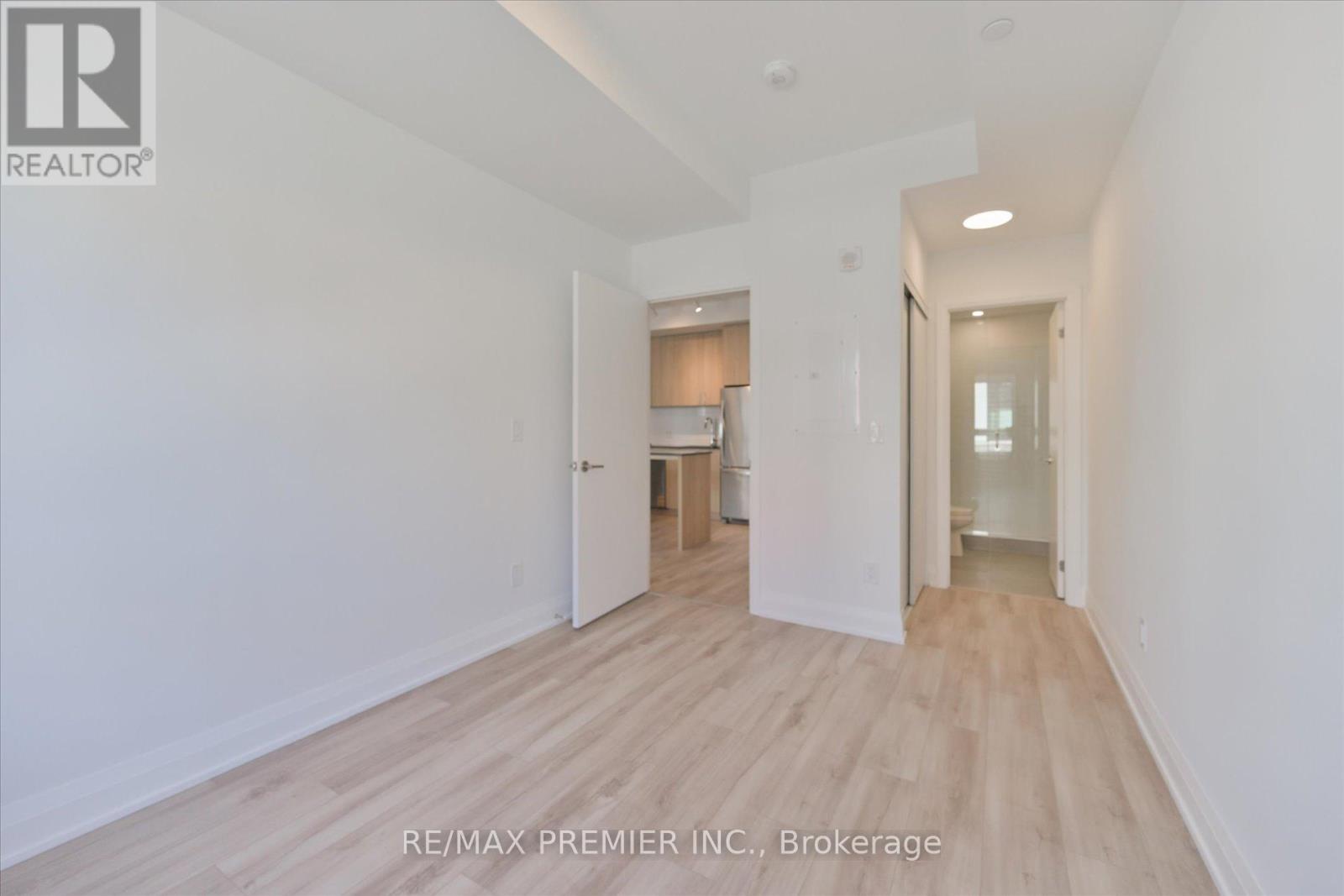 324 - 3250 Carding Mill Trail, Oakville, Ontario  L6M 1L3 - Photo 19 - W12724094