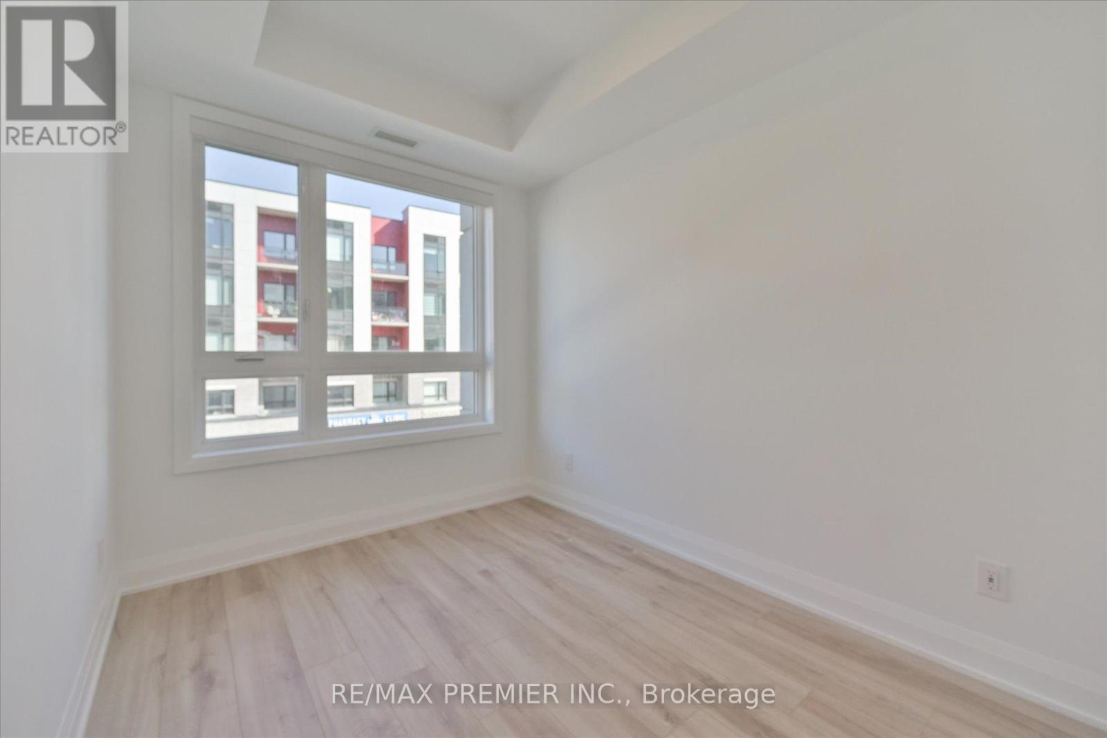 324 - 3250 Carding Mill Trail, Oakville, Ontario  L6M 1L3 - Photo 4 - W12724094