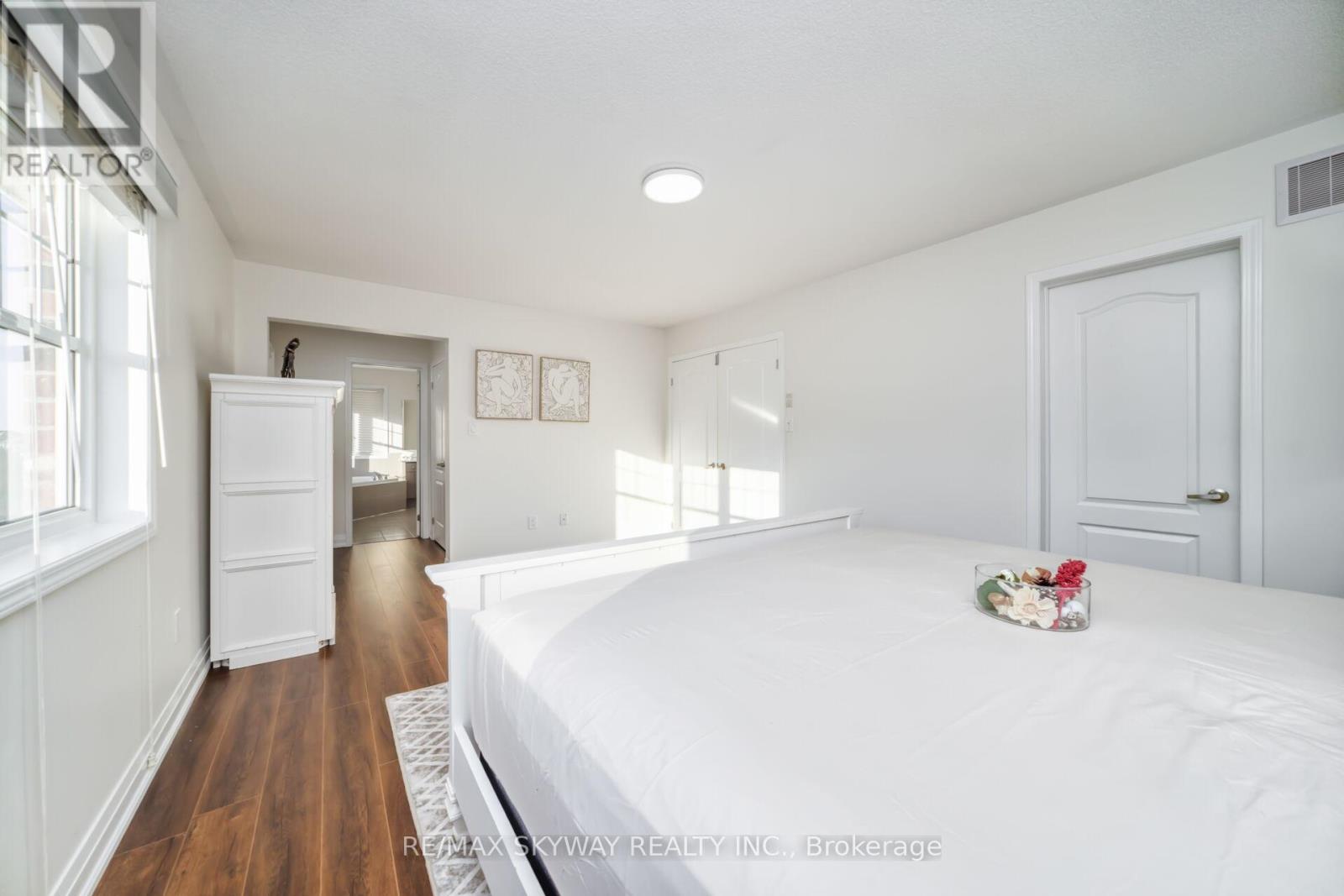 90 Aylesbury Drive, Brampton, Ontario  L7A 0W3 - Photo 22 - W12724120