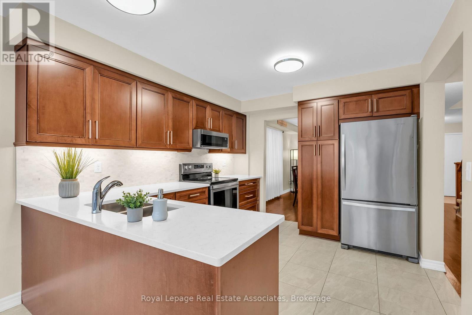 20 Jeremy Place, Brampton, Ontario  L6S 5K6 - Photo 17 - W12724134