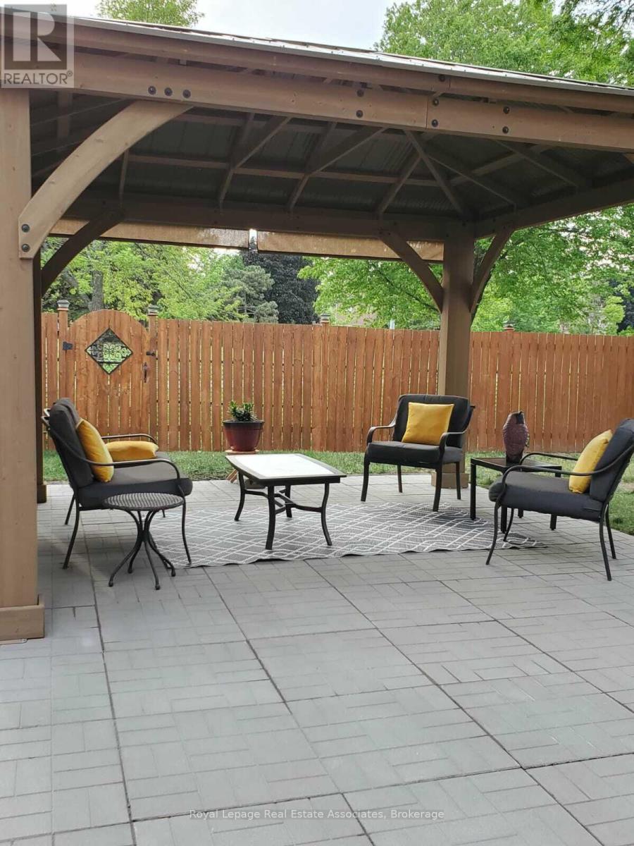 20 Jeremy Place, Brampton, Ontario  L6S 5K6 - Photo 47 - W12724134