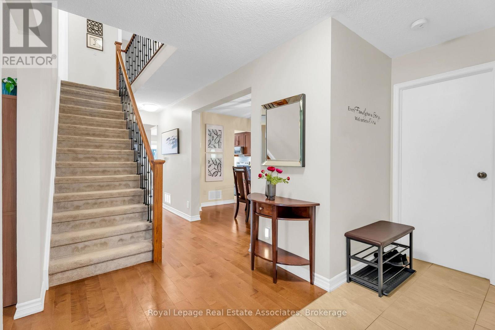 20 Jeremy Place, Brampton, Ontario  L6S 5K6 - Photo 7 - W12724134