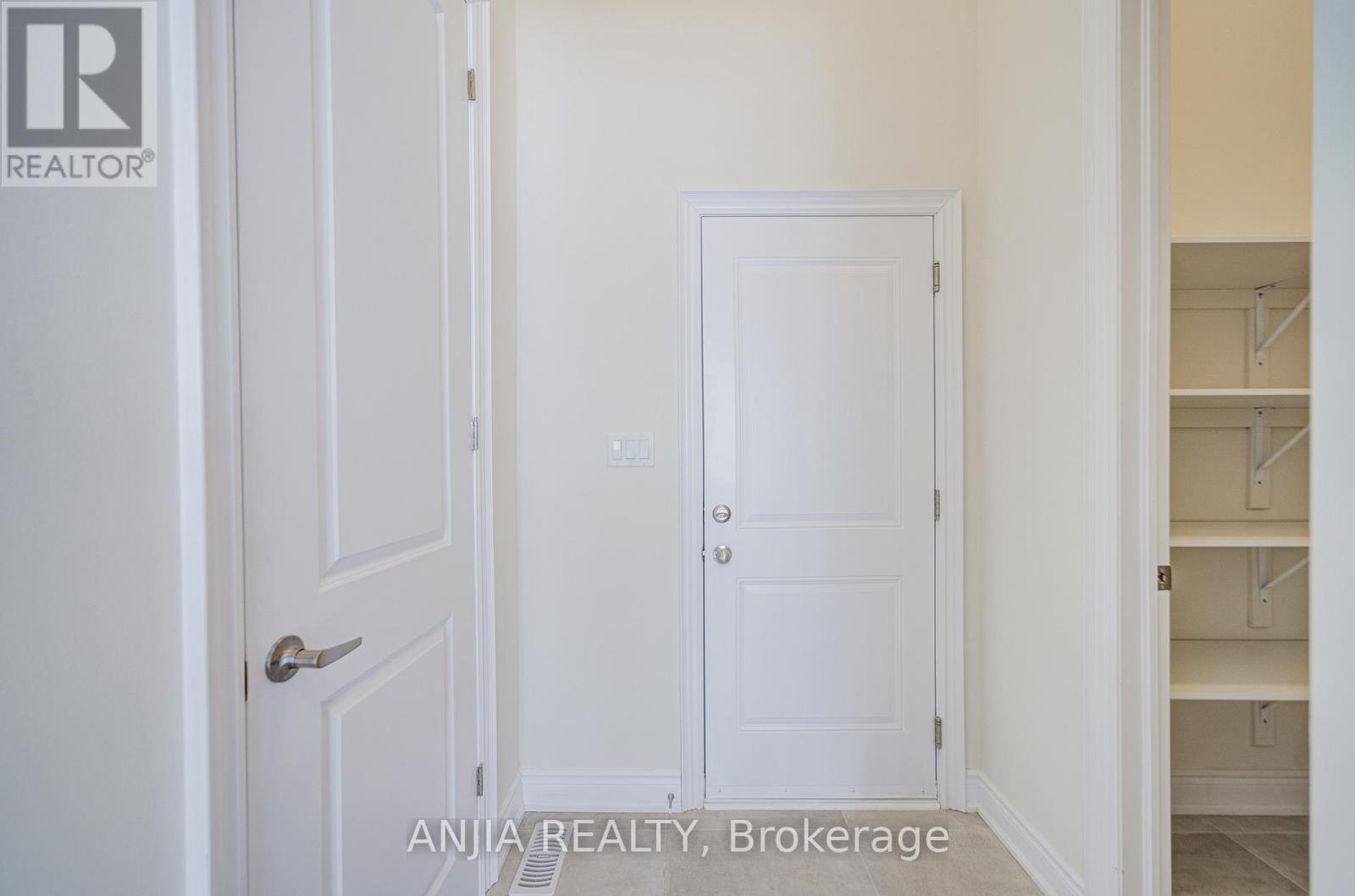 3428 Mosley Gate, Oakville, Ontario  L6H 0Y8 - Photo 24 - W12724154