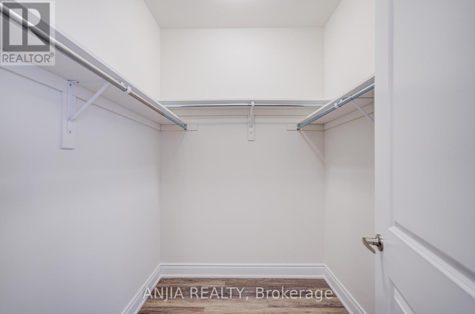 3428 Mosley Gate, Oakville, Ontario  L6H 0Y8 - Photo 45 - W12724154