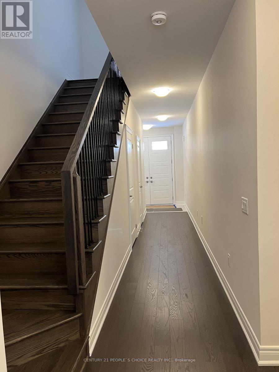 3 Falby Road, Brampton, Ontario  L6P 4S1 - Photo 2 - W12724172