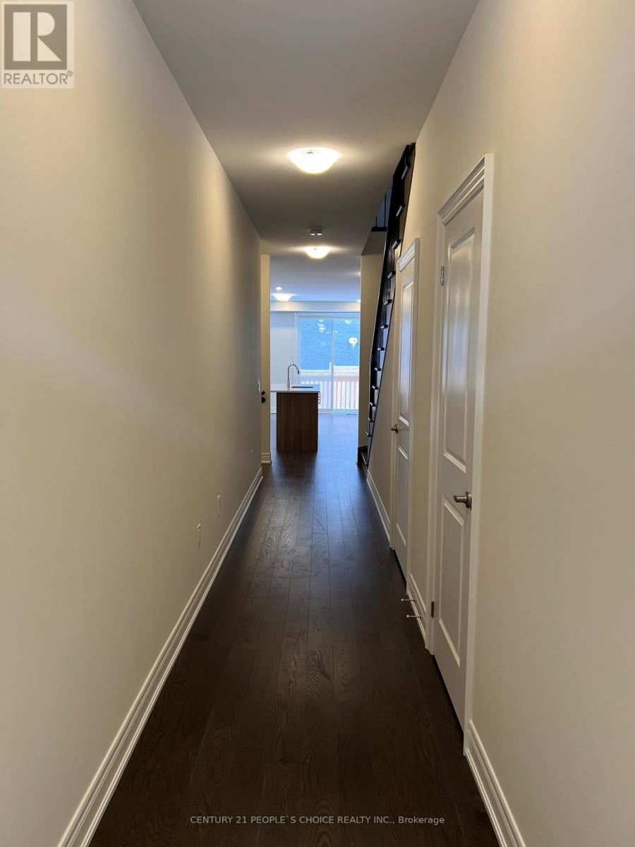 3 Falby Road, Brampton, Ontario  L6P 4S1 - Photo 3 - W12724172