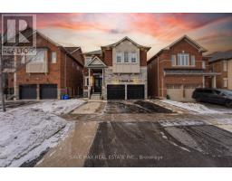 17 MONARCH DRIVE, Halton Hills, Ontario