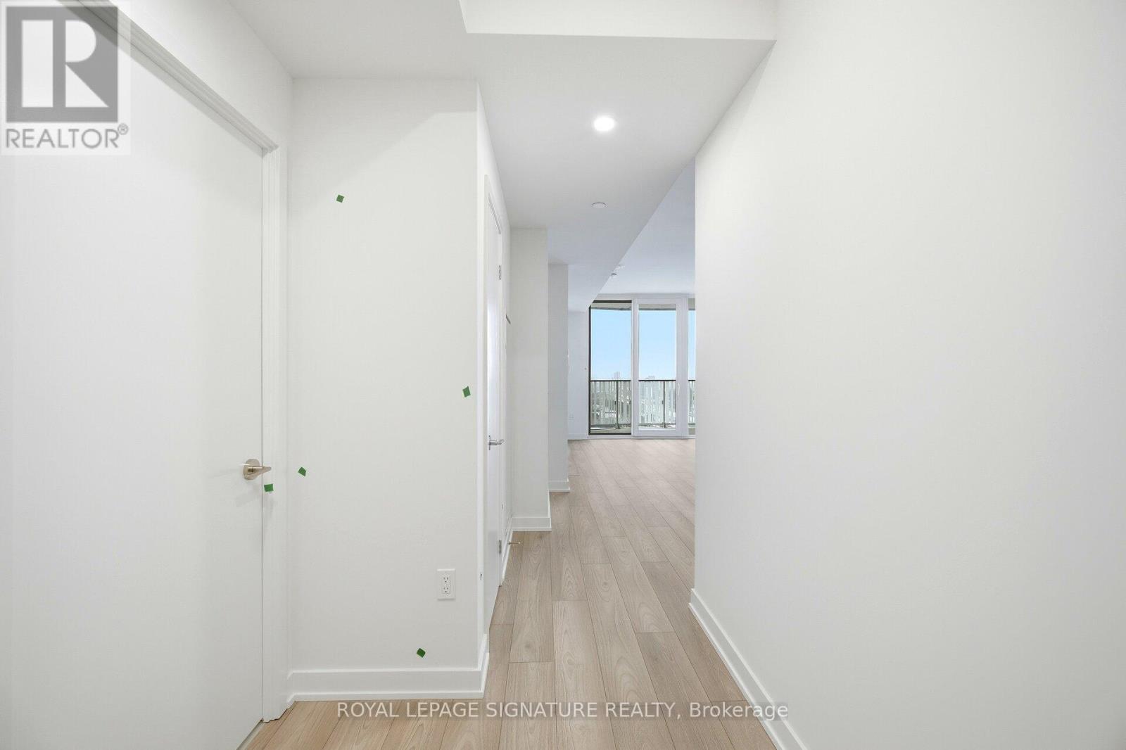 901 - 1 Fairview Drive, Mississauga, Ontario  L5A 0B4 - Photo 6 - W12724204