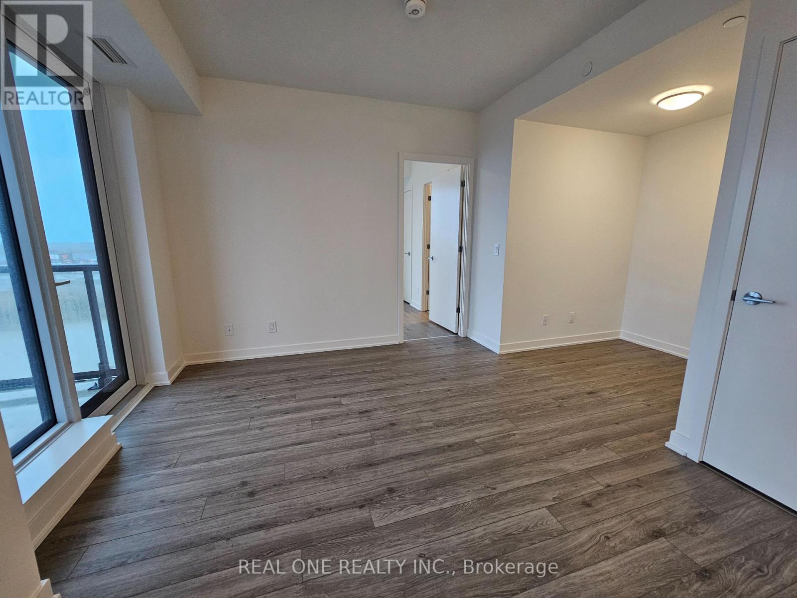 804 - 3071 Trafalgar Road, Oakville, Ontario  L6H 8C6 - Photo 8 - W12724234