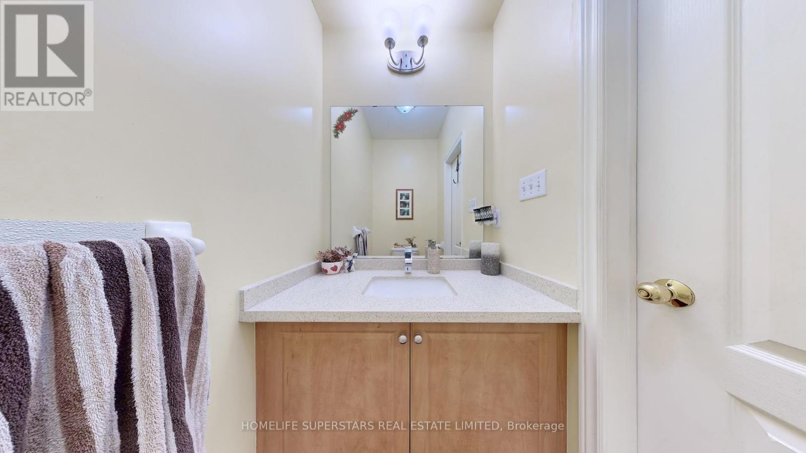 57 Quailvalley Drive, Brampton, Ontario  L6R 0N7 - Photo 18 - W12724260