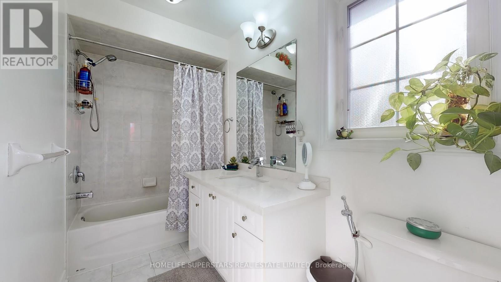 57 Quailvalley Drive, Brampton, Ontario  L6R 0N7 - Photo 28 - W12724260