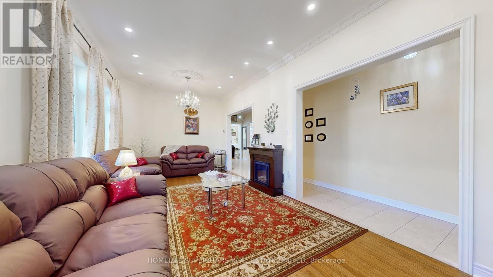 57 Quailvalley Drive, Brampton, Ontario  L6R 0N7 - Photo 8 - W12724260