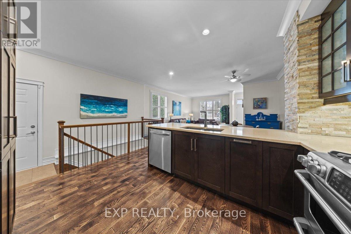 41 Claridge Drive, Ottawa, Ontario  K2J 5A3 - Photo 8 - X12722166