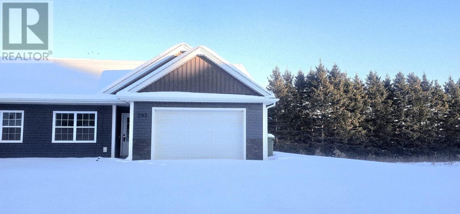 203 Stanmol Drive, Charlottetown, Prince Edward Island  C1E 3T9 - Photo 1 - 202601399