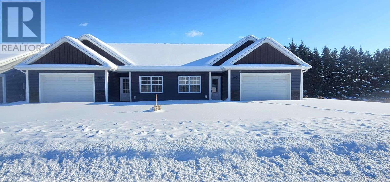 201 Stanmol Drive, Charlottetown, Prince Edward Island  C1E 3T9 - Photo 3 - 202601403