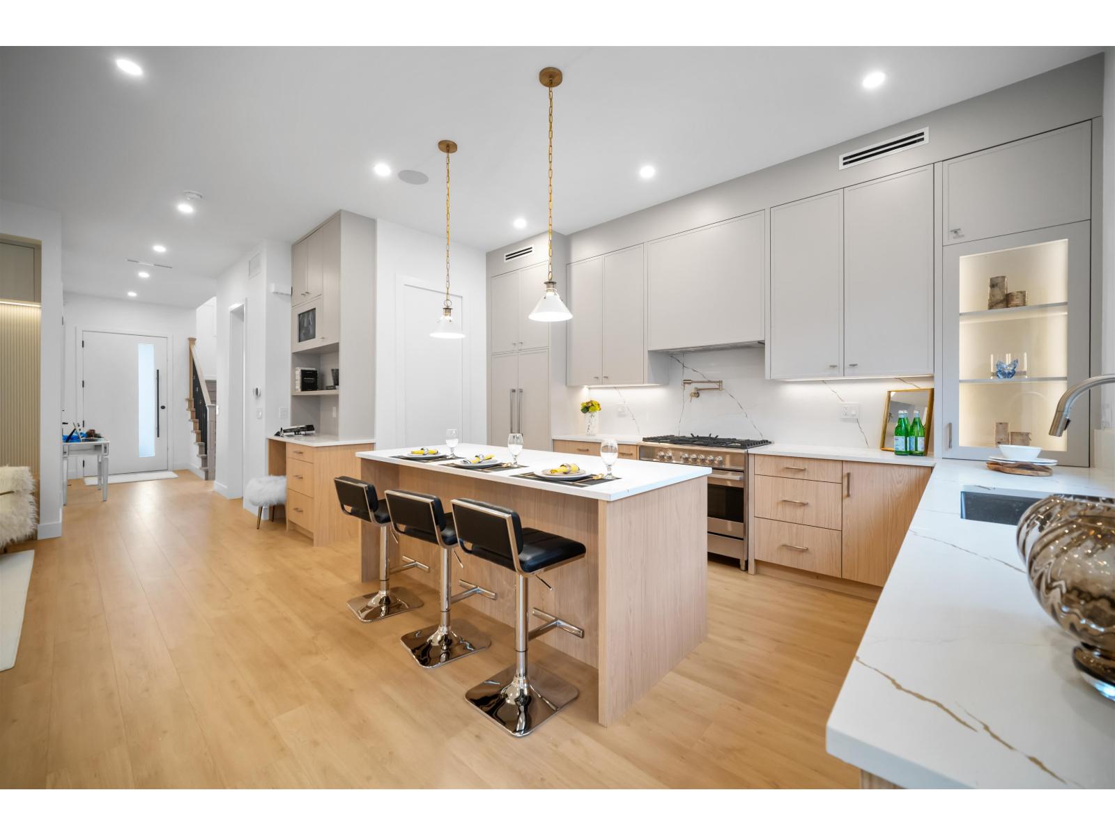 9216 114 Street, Delta, British Columbia  V4C 3K8 - Photo 4 - R3082337