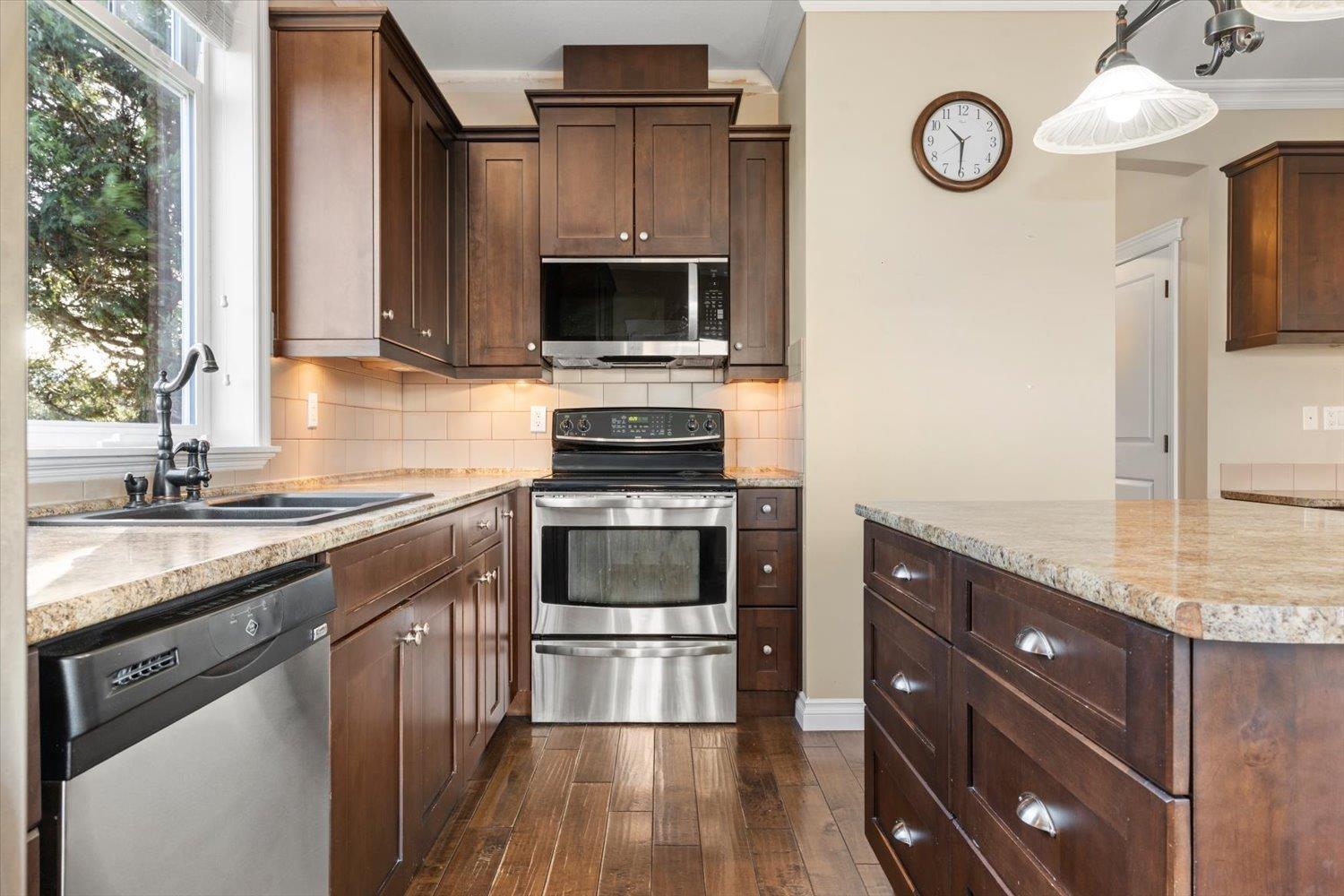 34749 3 Avenue, Abbotsford, British Columbia  V2S 8B9 - Photo 10 - R3081205