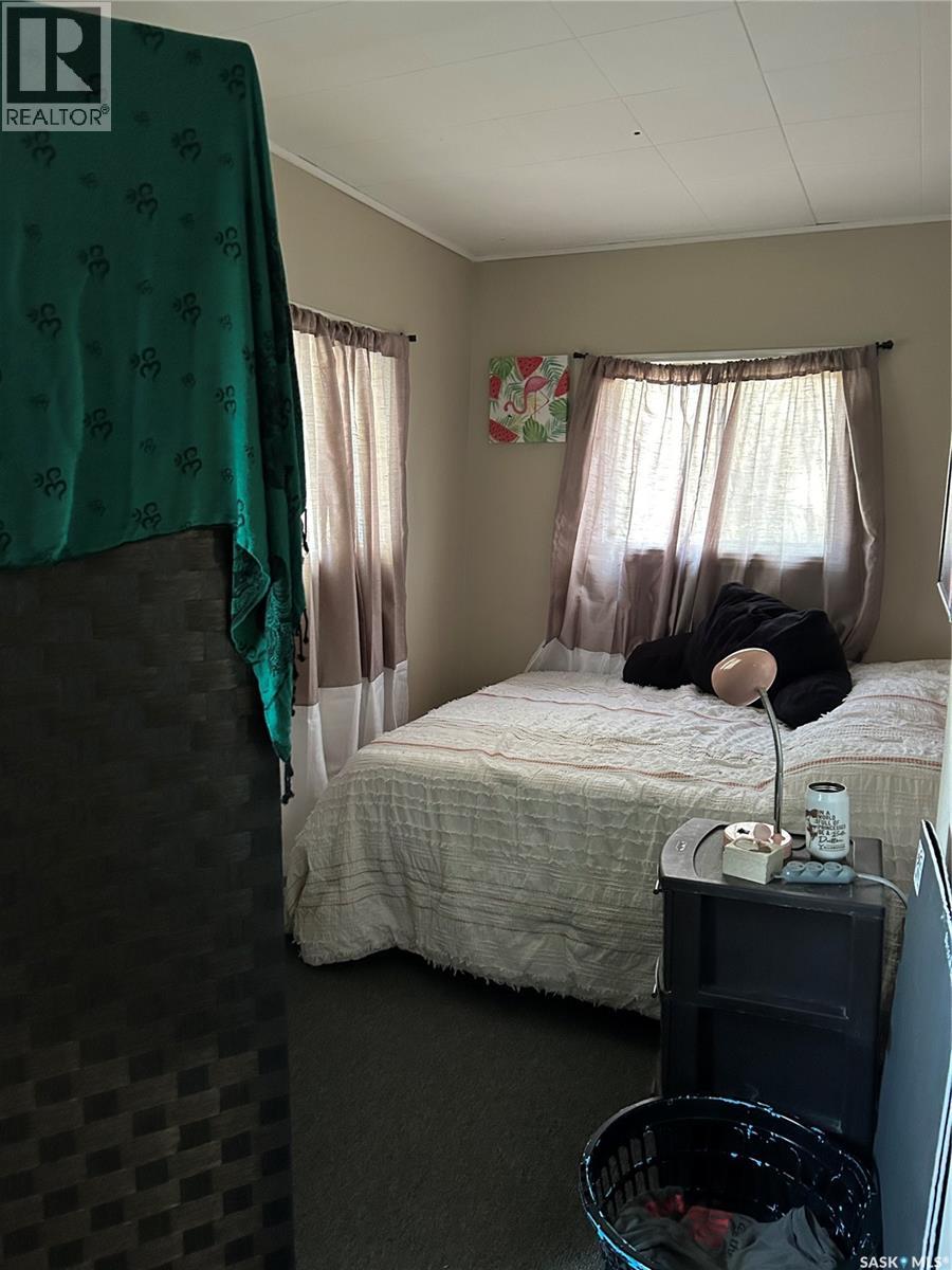 301 Aldridge Street, Bienfait, Saskatchewan  S0C 0M0 - Photo 11 - SK027277