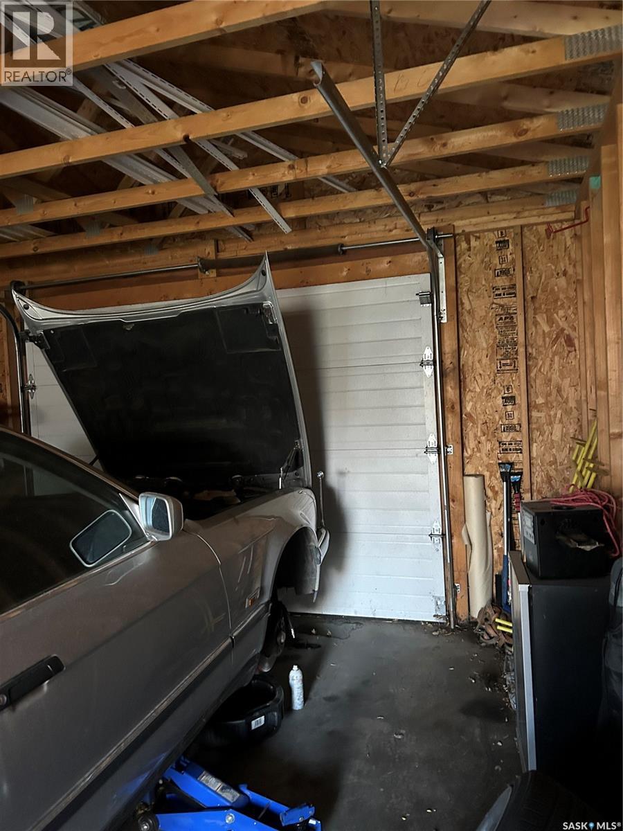 301 Aldridge Street, Bienfait, Saskatchewan  S0C 0M0 - Photo 19 - SK027277