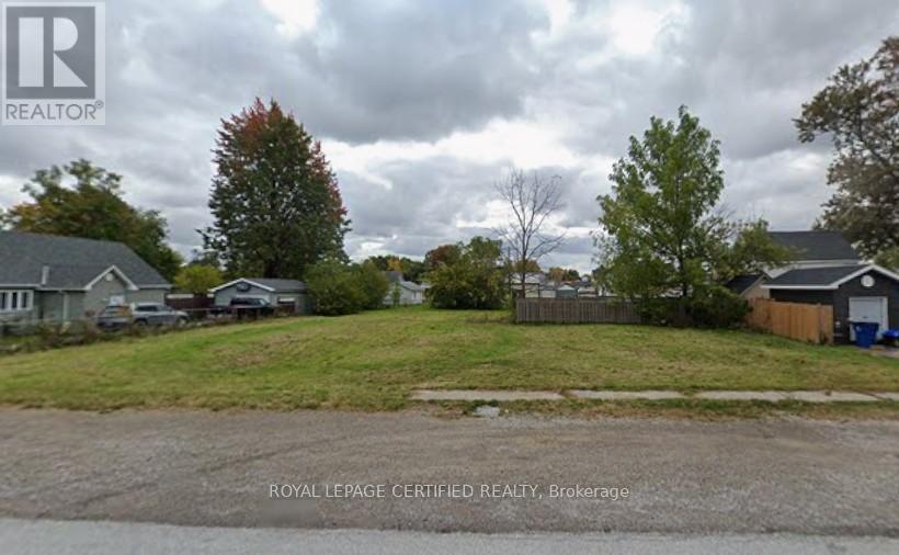 327 QUEEN STREET, Chatham-Kent, Ontario