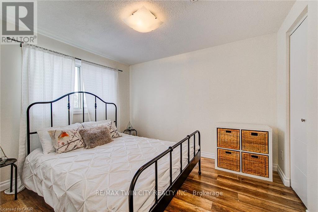 15 - 164 Jansen Avenue, Kitchener, Ontario  N2A 2L7 - Photo 22 - X12724124