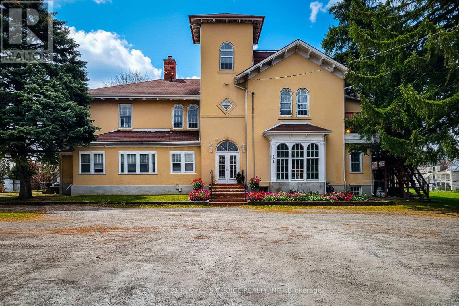 260 VINE STREET, St. Catharines, Ontario