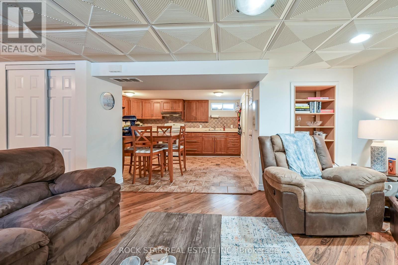 Unknown Address, ,     - Photo 32 - X12724178