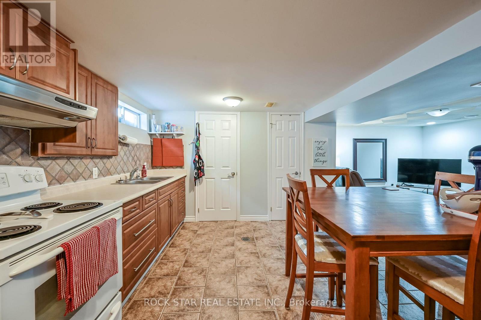 Unknown Address, ,     - Photo 38 - X12724178