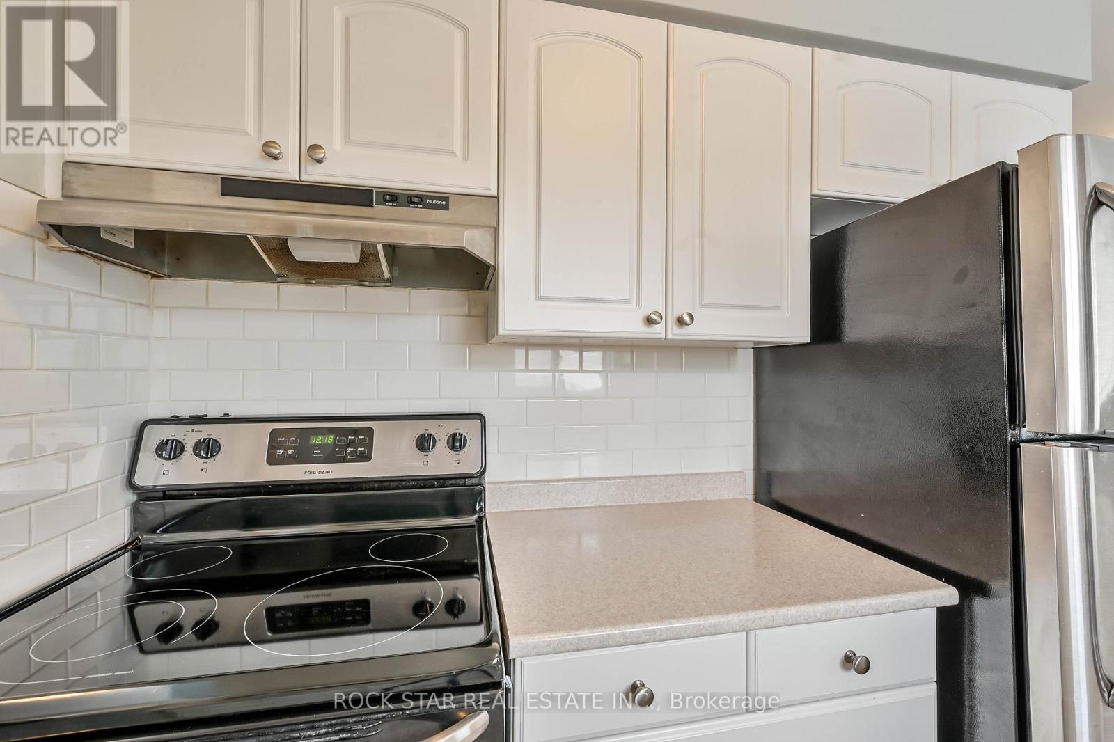 Unknown Address, ,     - Photo 9 - X12724178