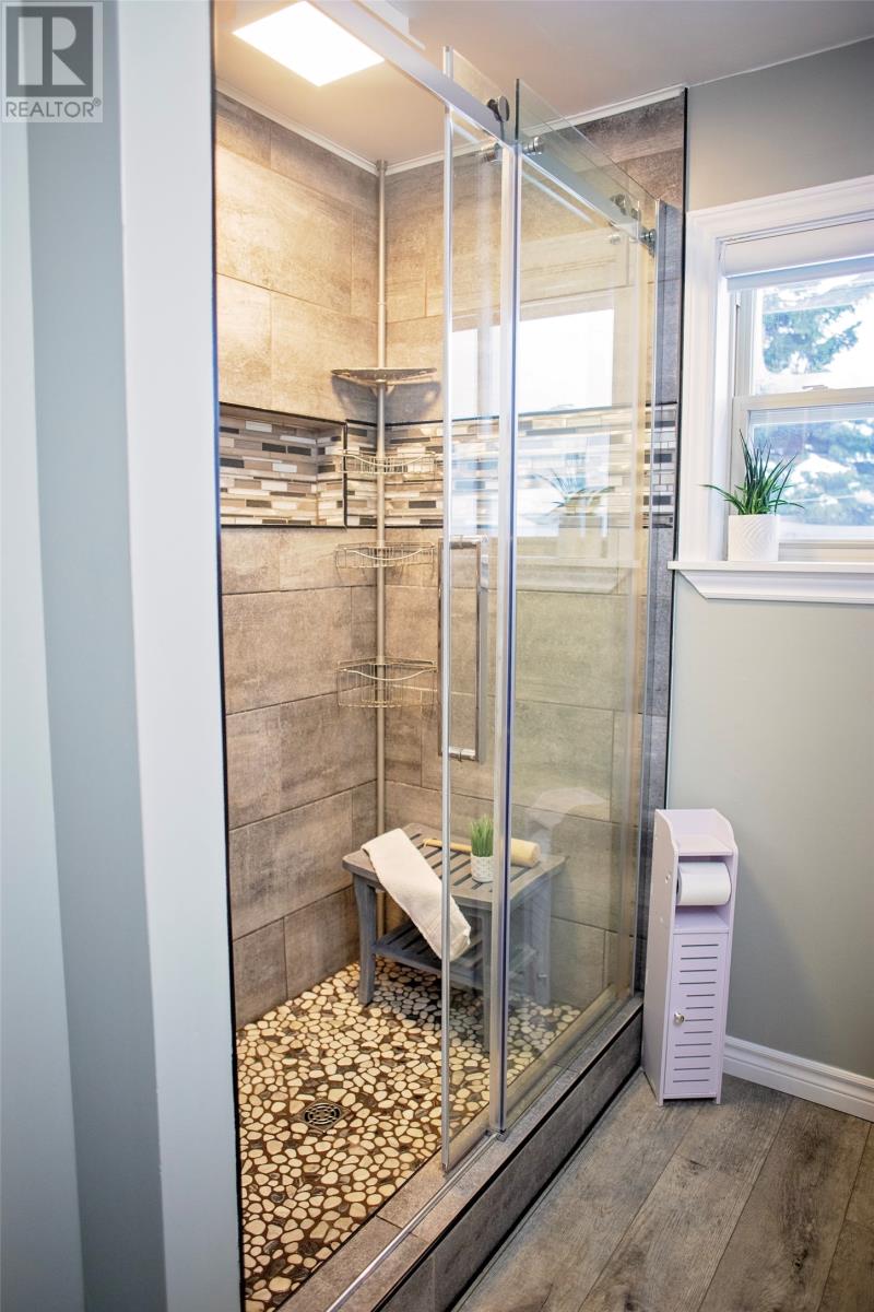 54 Raynham Street, Gander, Newfoundland & Labrador  A1V 2N2 - Photo 11 - 1294023