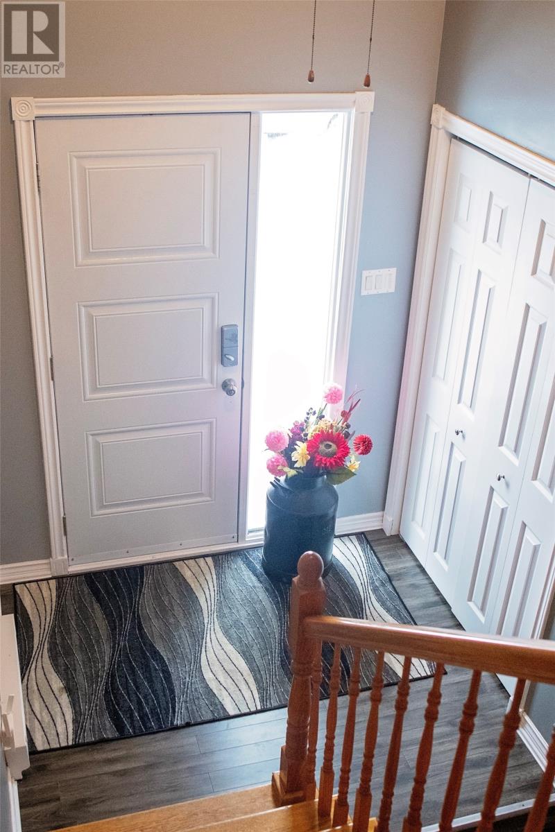 54 Raynham Street, Gander, Newfoundland & Labrador  A1V 2N2 - Photo 2 - 1294023