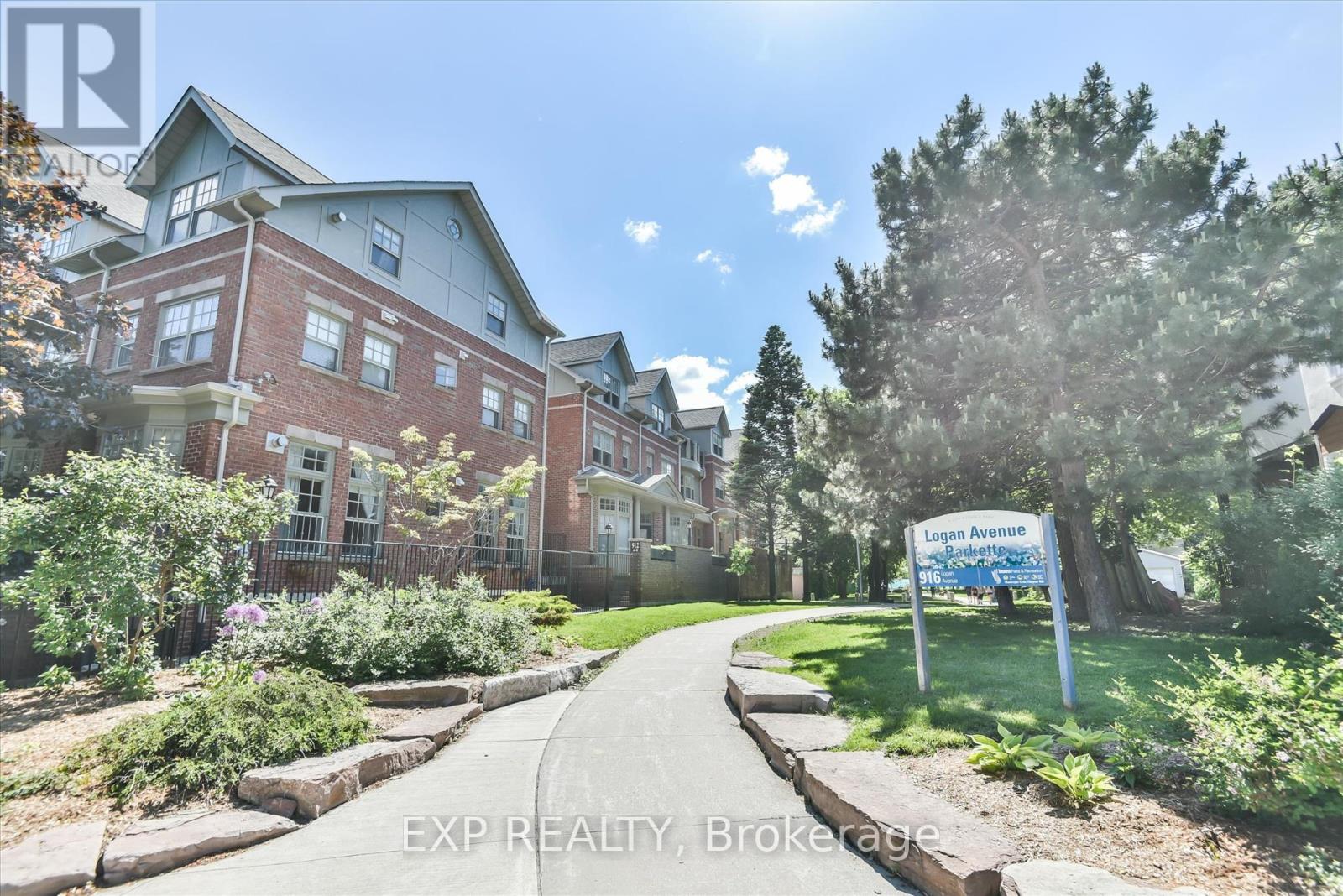 Main & 2f - 922 Logan Avenue, Toronto, Ontario  M4K 3E4 - Photo 22 - E12722770