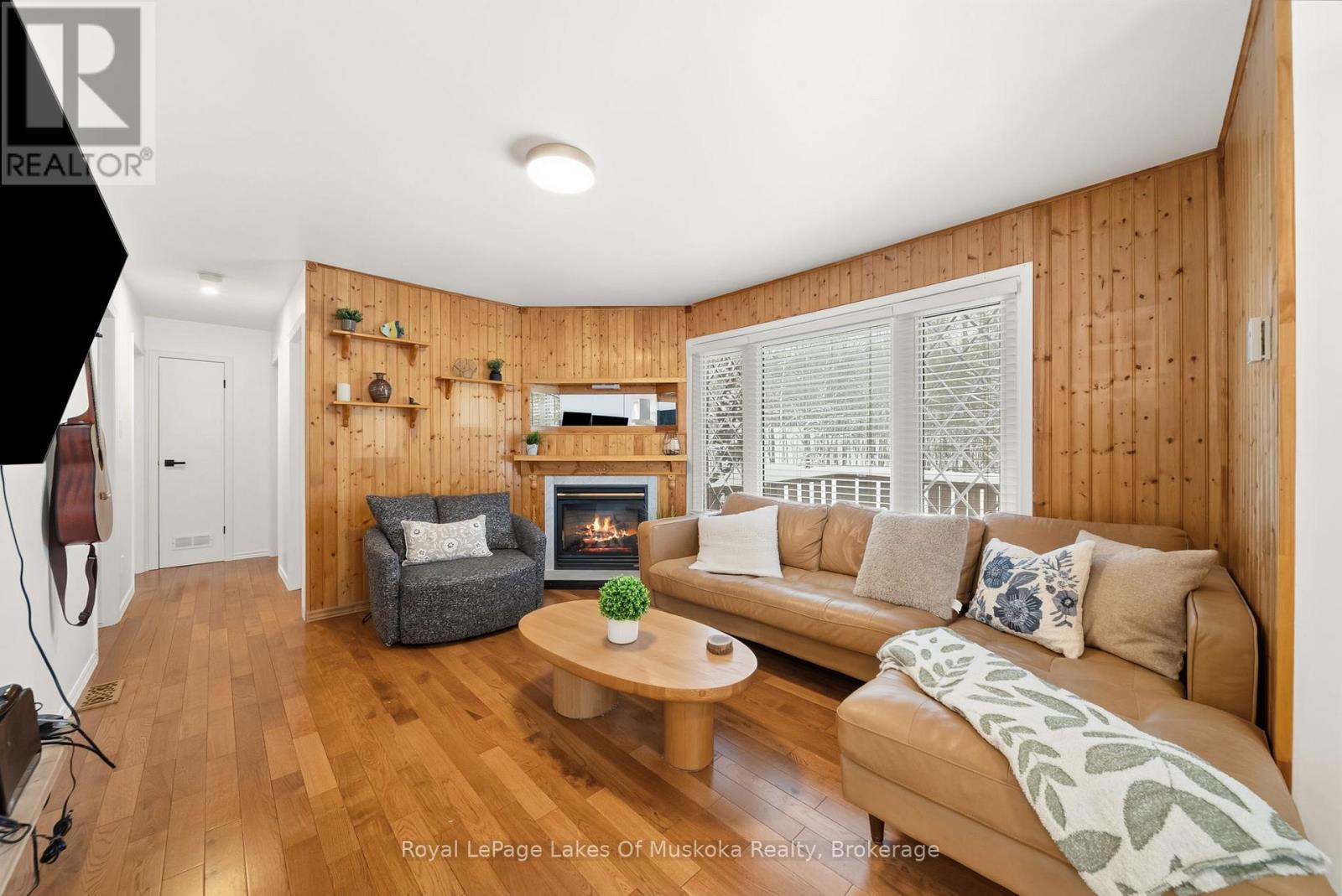 8020 Park Lane Crescent, Ramara, Ontario  L0K 2B0 - Photo 13 - S12724332