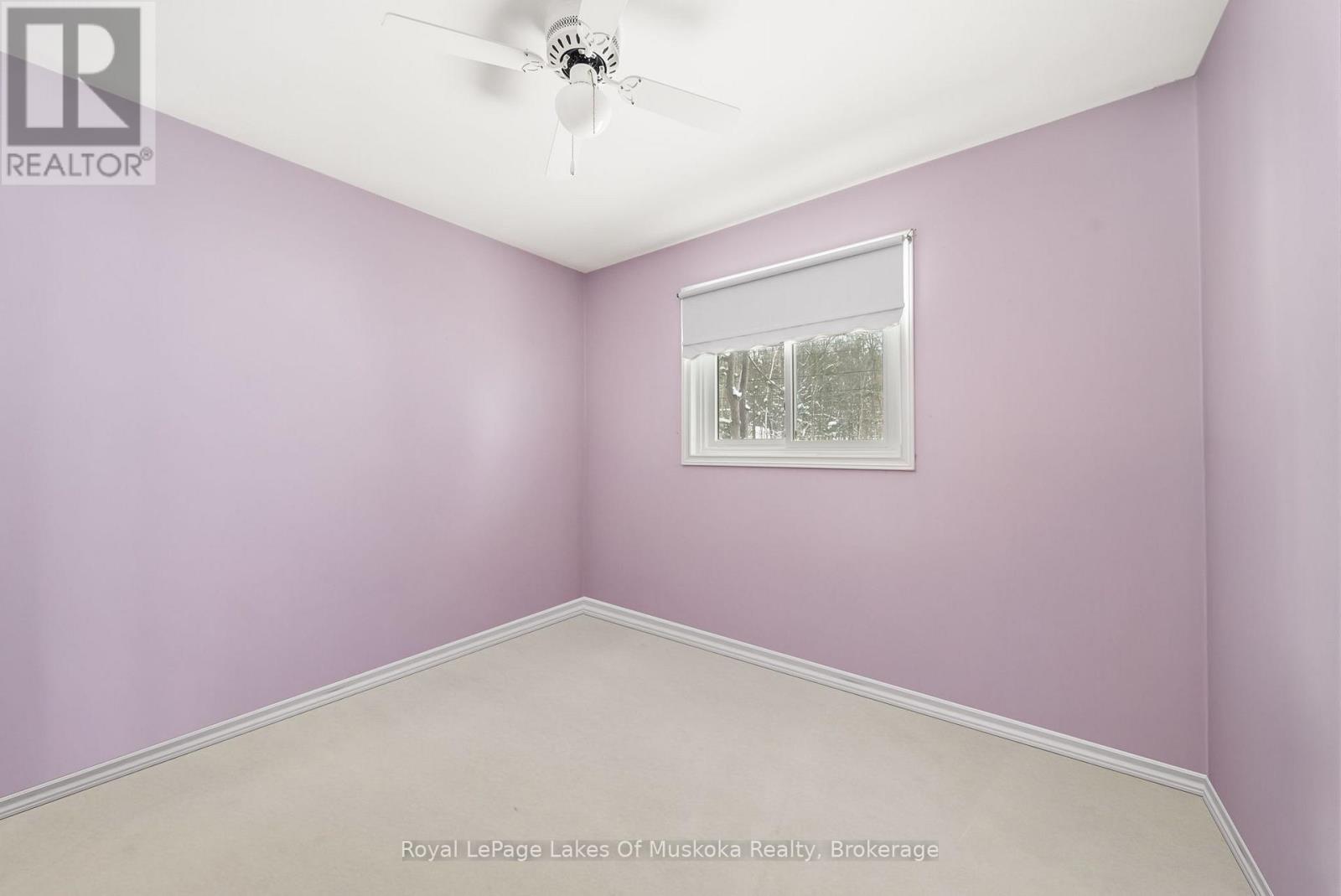 8020 Park Lane Crescent, Ramara, Ontario  L0K 2B0 - Photo 17 - S12724332