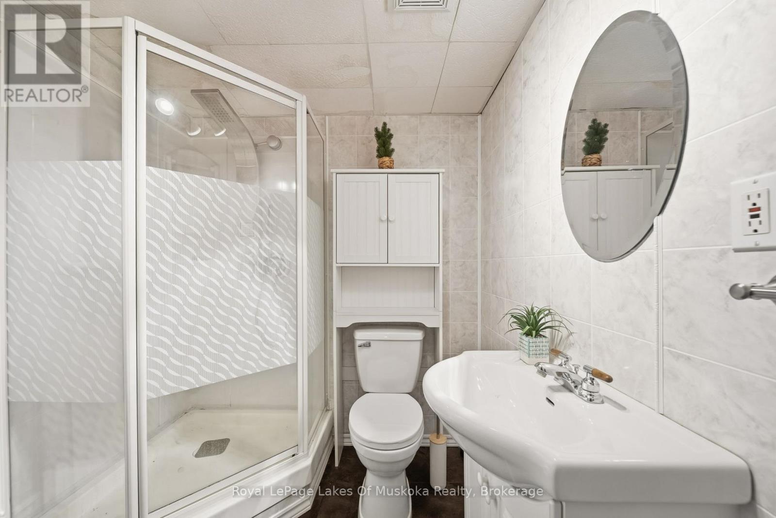 8020 Park Lane Crescent, Ramara, Ontario  L0K 2B0 - Photo 25 - S12724332