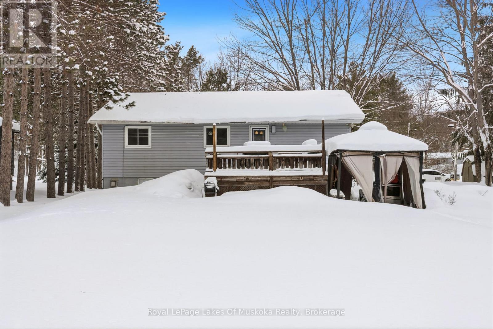 8020 Park Lane Crescent, Ramara, Ontario  L0K 2B0 - Photo 29 - S12724332