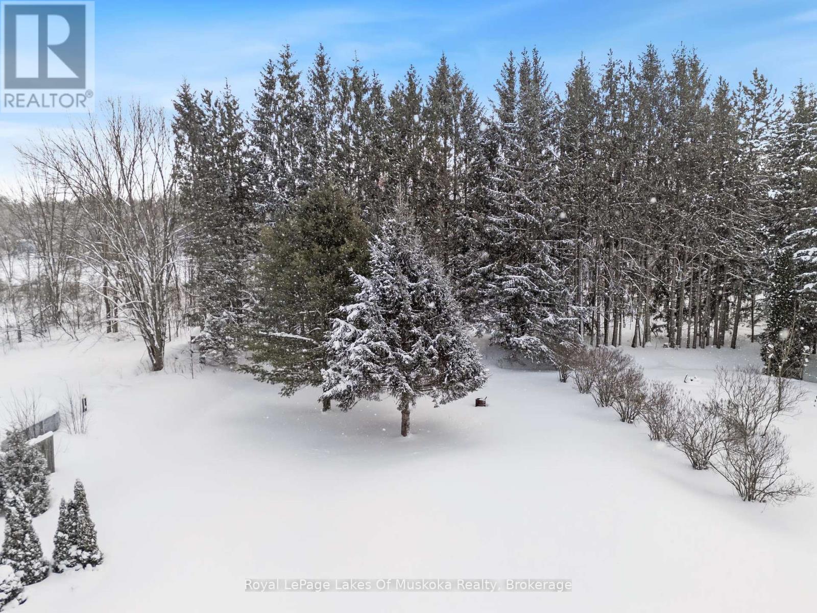 8020 Park Lane Crescent, Ramara, Ontario  L0K 2B0 - Photo 33 - S12724332