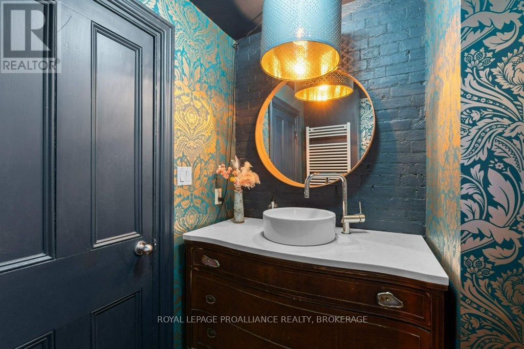 28 Wellington Street, Kingston, Ontario  K7L 3C1 - Photo 10 - X12724286