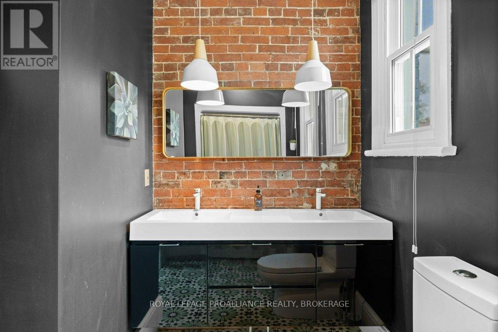 28 Wellington Street, Kingston, Ontario  K7L 3C1 - Photo 18 - X12724286