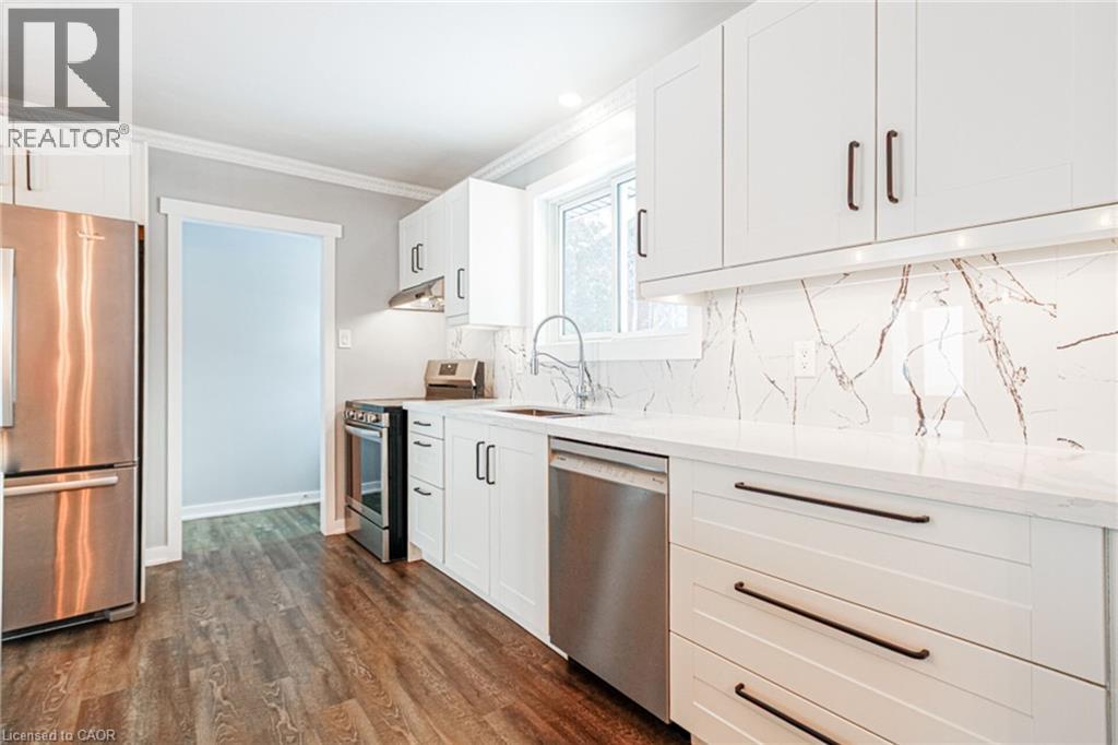 626 Cape Avenue, Burlington, Ontario  L7L 4M6 - Photo 8 - 40800396