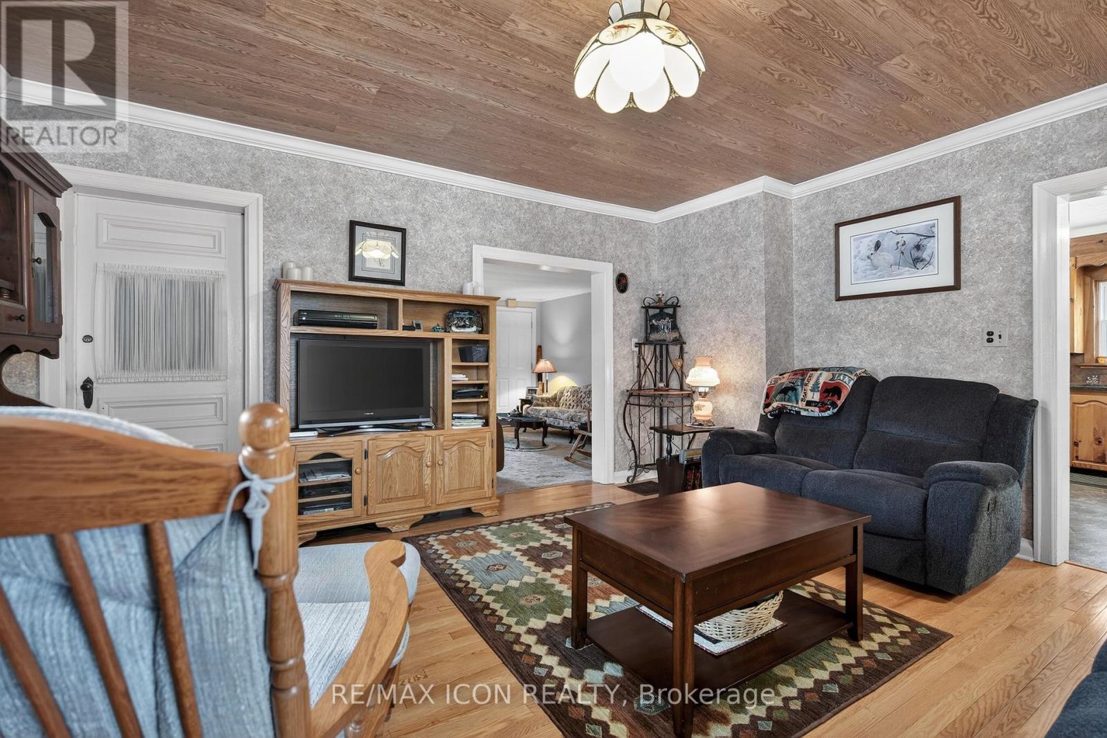 38236 Fingal Line, Southwold, Ontario  N5P 3S5 - Photo 9 - X12724300