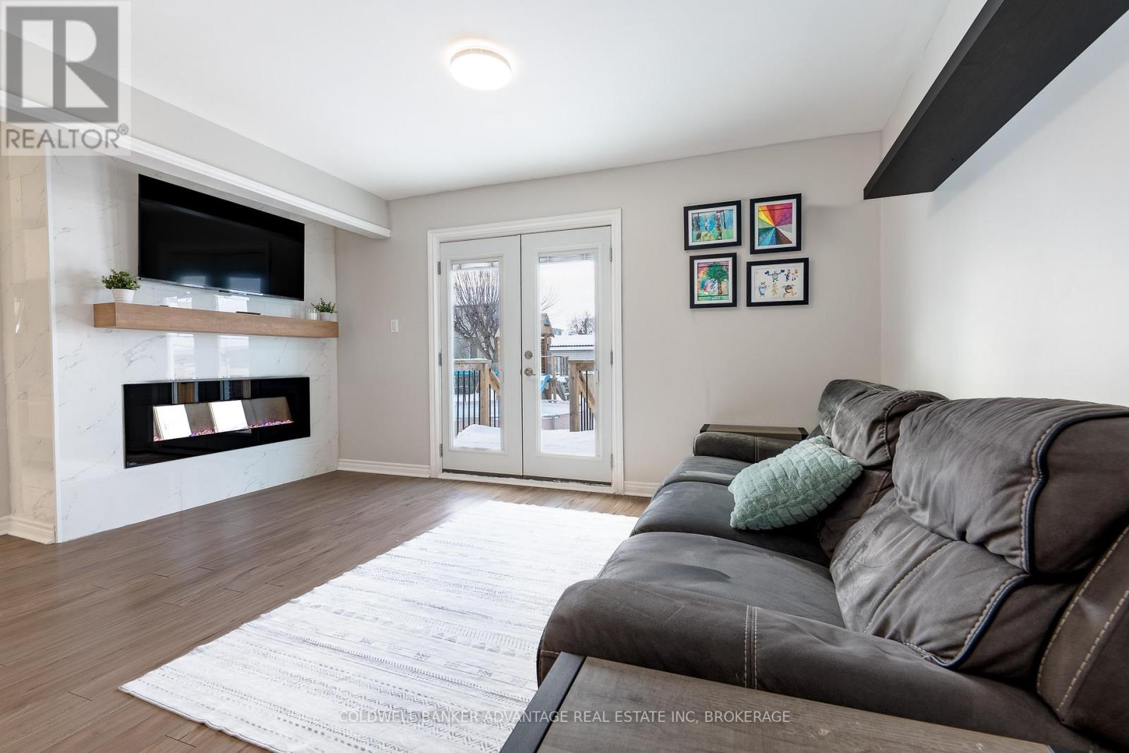 52 Oak Street, Port Colborne, Ontario  L3K 4S6 - Photo 6 - X12724316