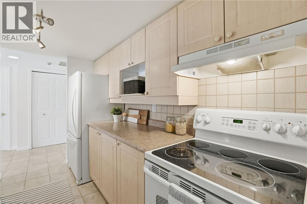 216 Plains Road W Unit# E106, Burlington, Ontario L7T 4K8 - Photo 31 - 40798960