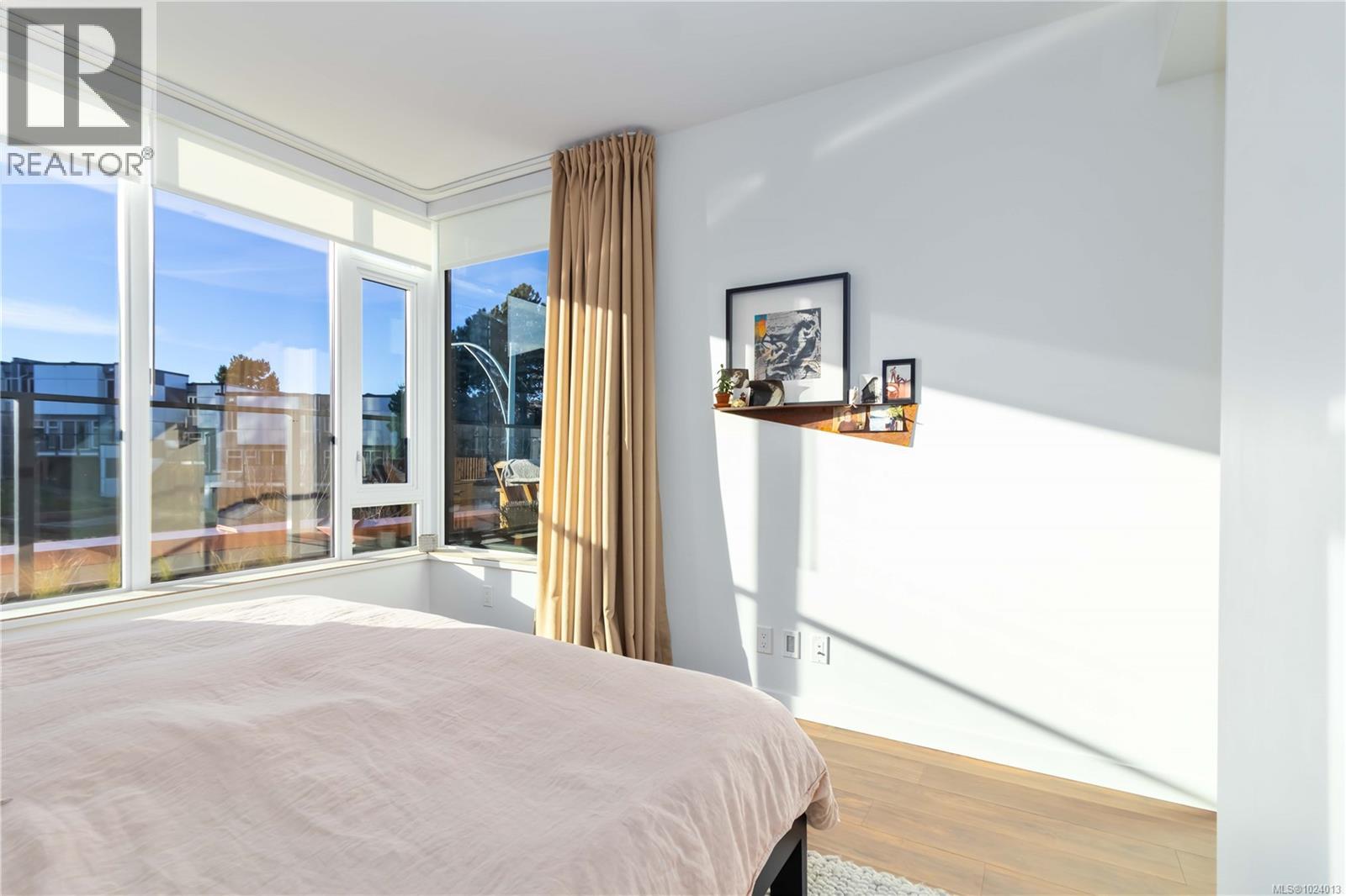 308 369 Tyee Rd, Victoria, British Columbia  V9A 0B6 - Photo 25 - 1024013